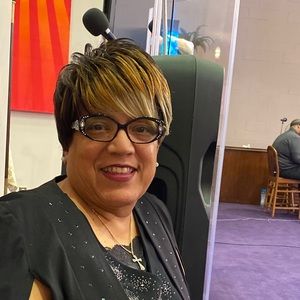 Meet your Posher, Shirley